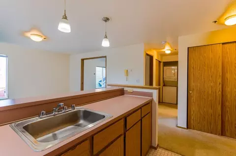 4422 Francis Ave N, Seattle, WA 98103 photo 2