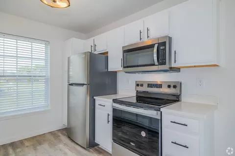 604 E Sunset St, Springfield, MO 65807 photo 3