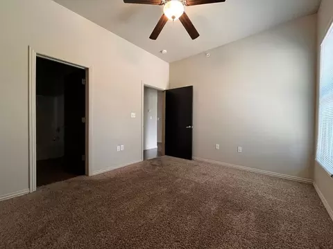 1014 E Walnut St, Springfield, MO 65806 photo 14