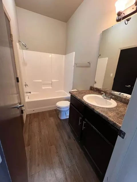 1014 E Walnut St, Springfield, MO 65806 photo 15