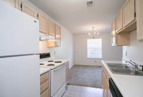 16938 Landings Dr, Huntersville, NC 28078