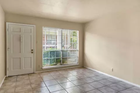 3301 S Broadway Ave, Tyler, TX 75701