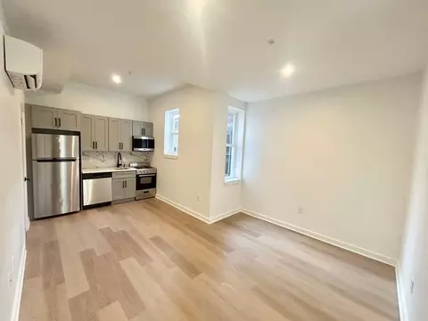 2725 W Girard Ave, Philadelphia, PA 19130