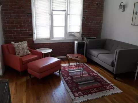 6228 De Longpre Ave, Los Angeles, CA 90028