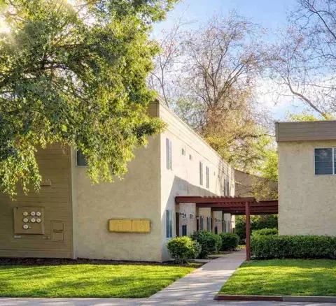 747 W 4th Ave, Chico, CA 95926