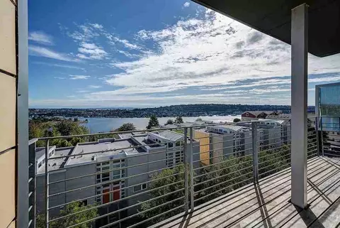 2483 Birch Ave N, Seattle, WA 98109 photo 12