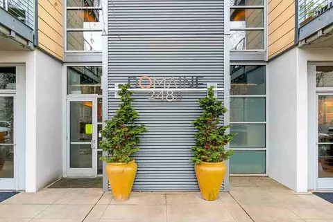 2483 Birch Ave N, Seattle, WA 98109 photo 28