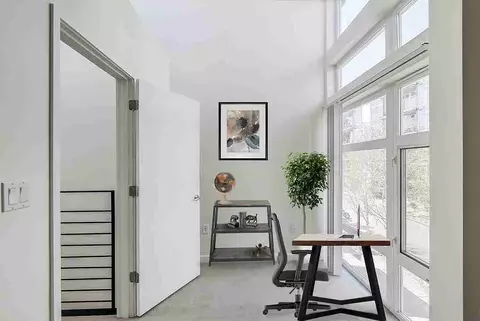 2483 Birch Ave N, Seattle, WA 98109 photo 14