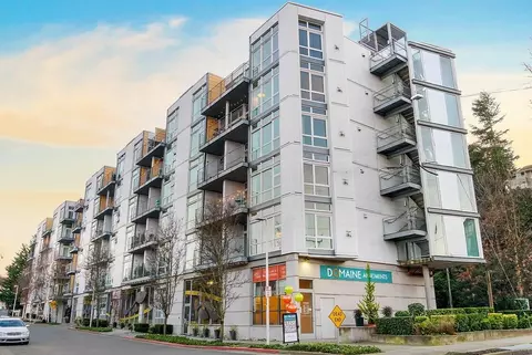 2483 Birch Ave N, Seattle, WA 98109 photo 2