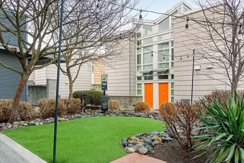 2483 Birch Ave N, Seattle, WA 98109 photo 27