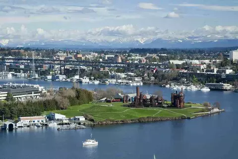2483 Birch Ave N, Seattle, WA 98109 photo 7