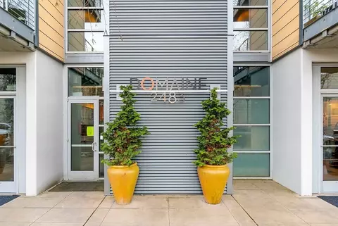 2483 Birch Ave N, Seattle, WA 98109 photo 28