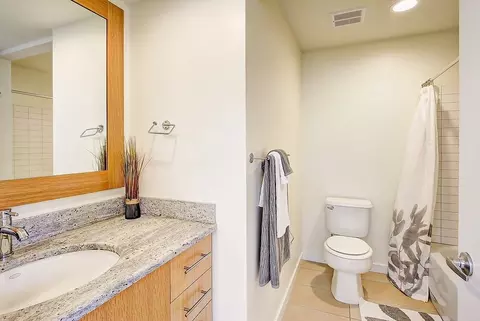 2483 Birch Ave N, Seattle, WA 98109 photo 11