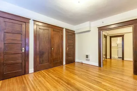 526 NW 21st Ave, Portland, OR 97209