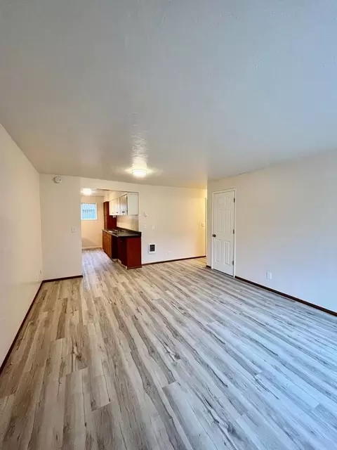 572 W 12th Ave, Eugene, OR 97401