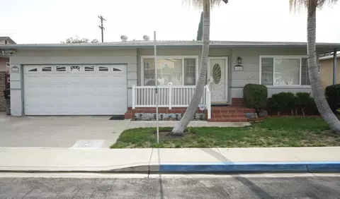 6249 Dorothy Dr, San Diego, CA 92115