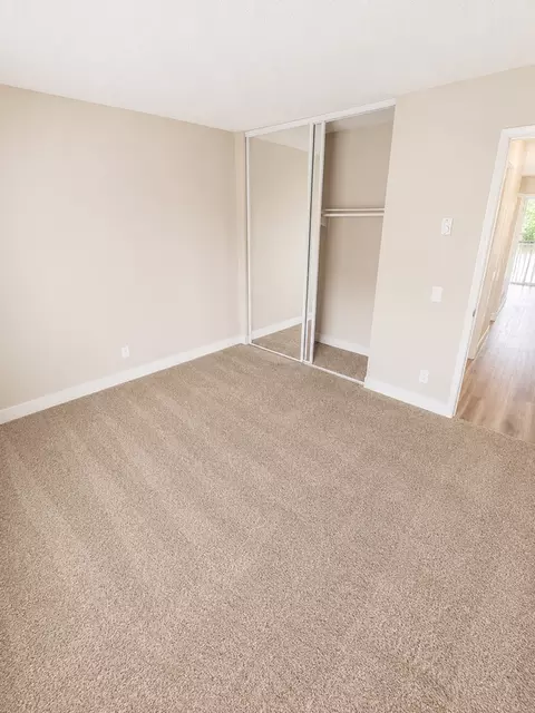 3675 Barnard Dr, Oceanside, CA 92056
