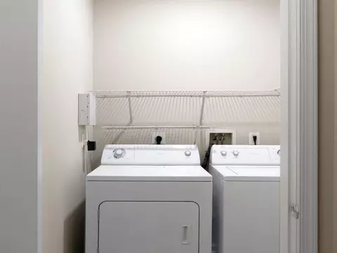 10306 Strathmore Hall St, North Bethesda, MD 20852 photo 5