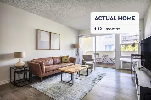 219 S Barrington Ave, Los Angeles, CA 90049