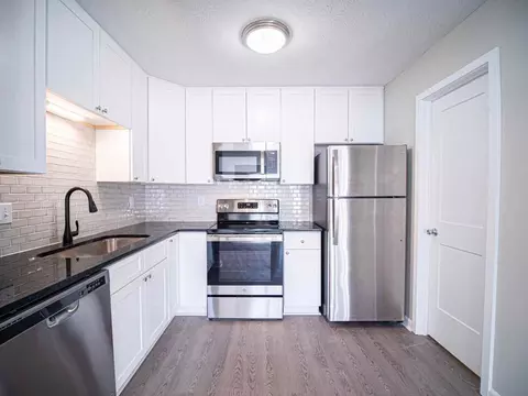 860 Franklin Gtwy SE, Marietta, GA 30067