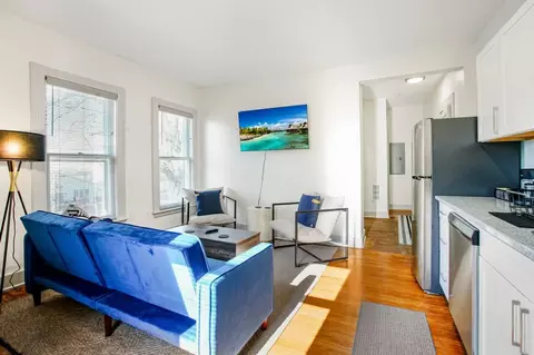 E 89th Pl, Cleveland, OH 44108