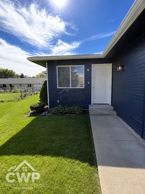 3417 Cascade Loop, Yakima, WA 98902 photo 10