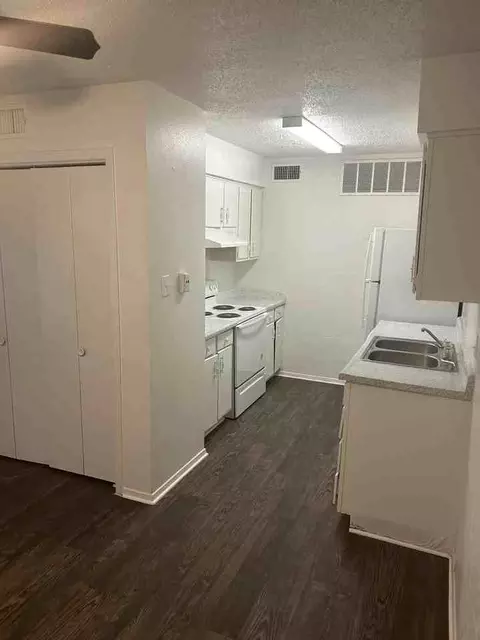 15505 Hillcrest Rd, Dallas, TX 75248