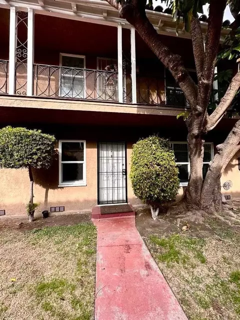 2459 Cedar Ave, Long Beach, CA 90806