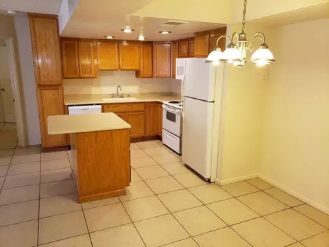 8245 N 27th Ave, Phoenix, AZ 85051