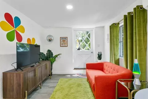 5708 N Suwanee Ave, Tampa, FL 33604