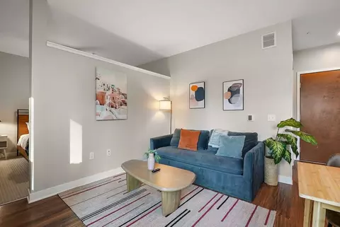 1410 Nicollet Ave, Minneapolis, MN 55403