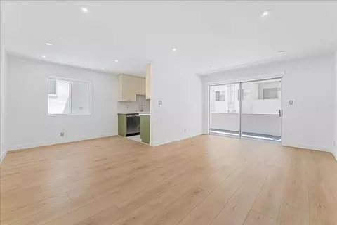 6615 Franklin Ave, Los Angeles, CA 90028