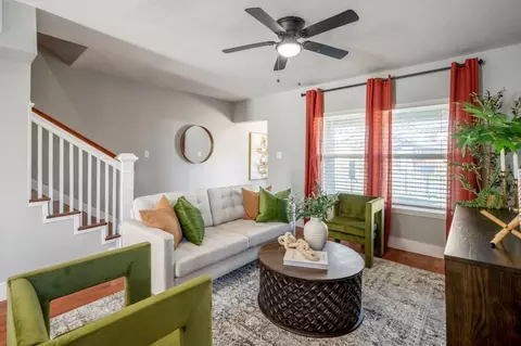 4952 Polk St, Houston, TX 77023