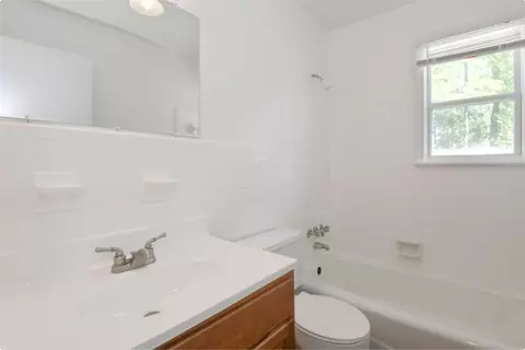 1951 Milton Rd, Charlotte, NC 28215 photo 10