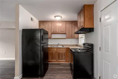 1951 Milton Rd, Charlotte, NC 28215 photo 4
