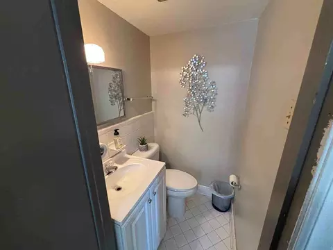 1951 Milton Rd, Charlotte, NC 28215 photo 6