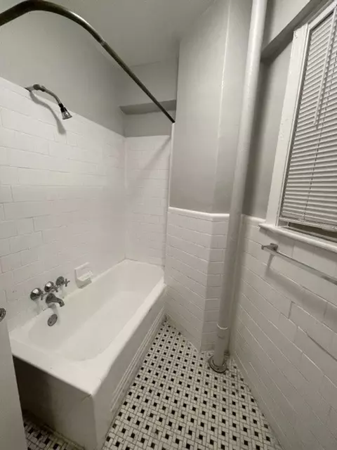 1916 R St NW, Washington, DC 20009 photo 8