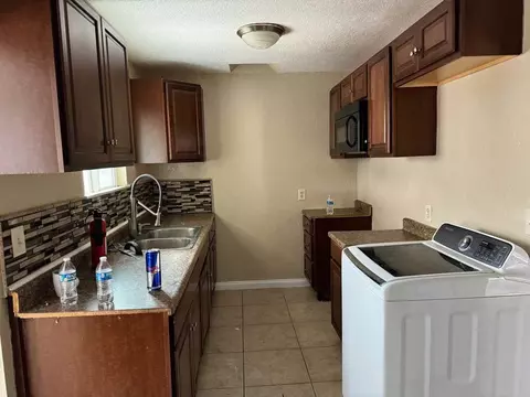 2544 Violet St, San Diego, CA 92105