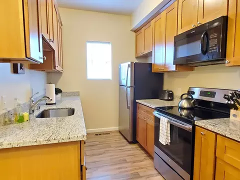 2148 The Alameda, San Jose, CA 95126