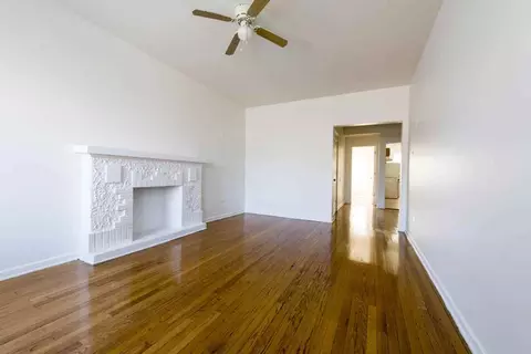 7440 S Phillips Ave, Chicago, IL 60649 photo 19