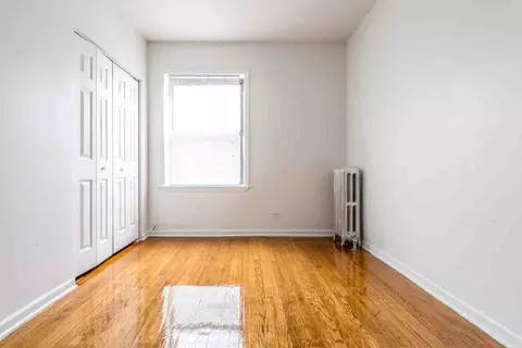 7440 S Phillips Ave, Chicago, IL 60649 photo 21