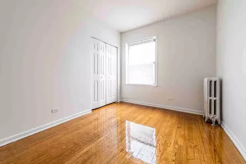 7440 S Phillips Ave, Chicago, IL 60649 photo 22