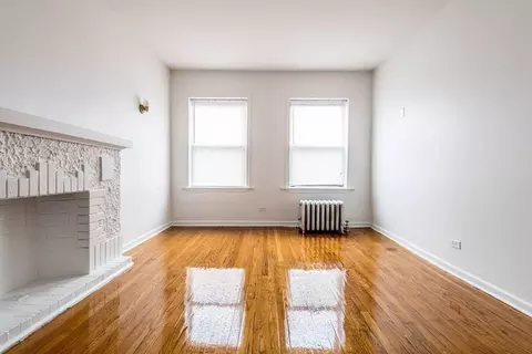 7440 S Phillips Ave, Chicago, IL 60649 photo 32