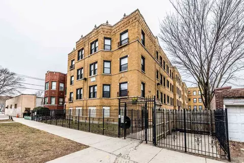 7440 S Phillips Ave, Chicago, IL 60649 photo 27