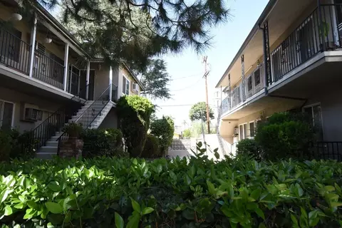 10834 Bloomfield St, Los Angeles, CA 91602