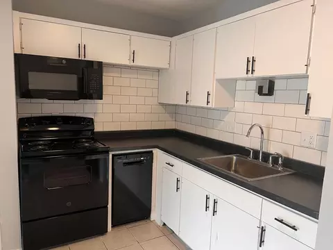 2333 Ridge Ct, Lawrence, KS 66046