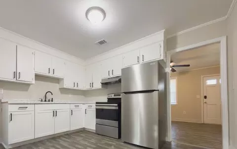 1537 N Avalon Cir, Charleston, SC 29407