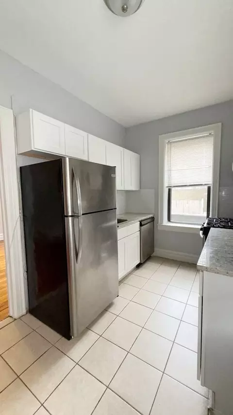 68 Van Reypen St, Jersey City, NJ 07306