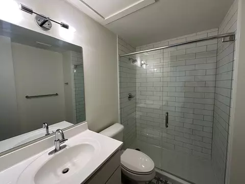 1329 Main St, Cincinnati, OH 45202 photo 10