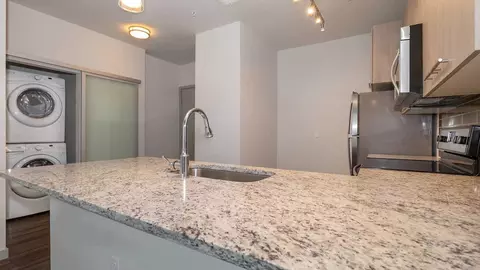 6950 E Chenango Ave, Denver, CO 80237 photo 9
